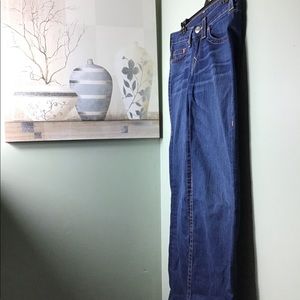 SALE ⚡️EUC True Religion JEANS.